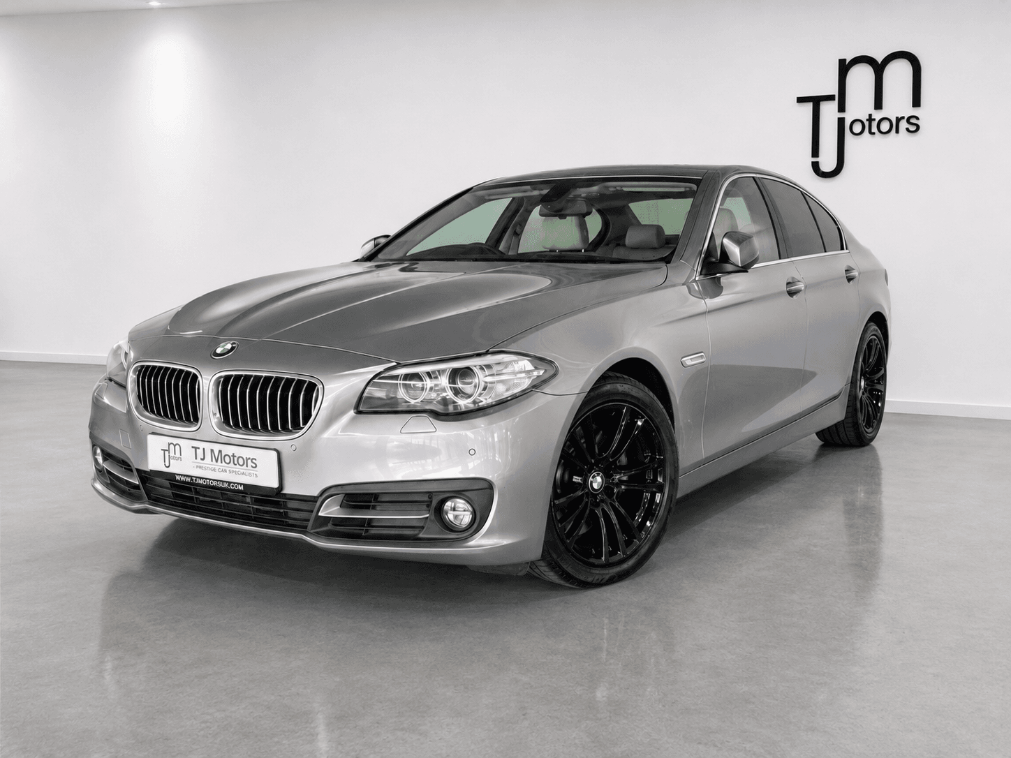 2016 BMW 520i